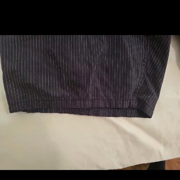 DC Men’s Grey Stripe Shorts Size 36 | Streetwear Authentic Apparel Division C29 - Picture 9 of 10